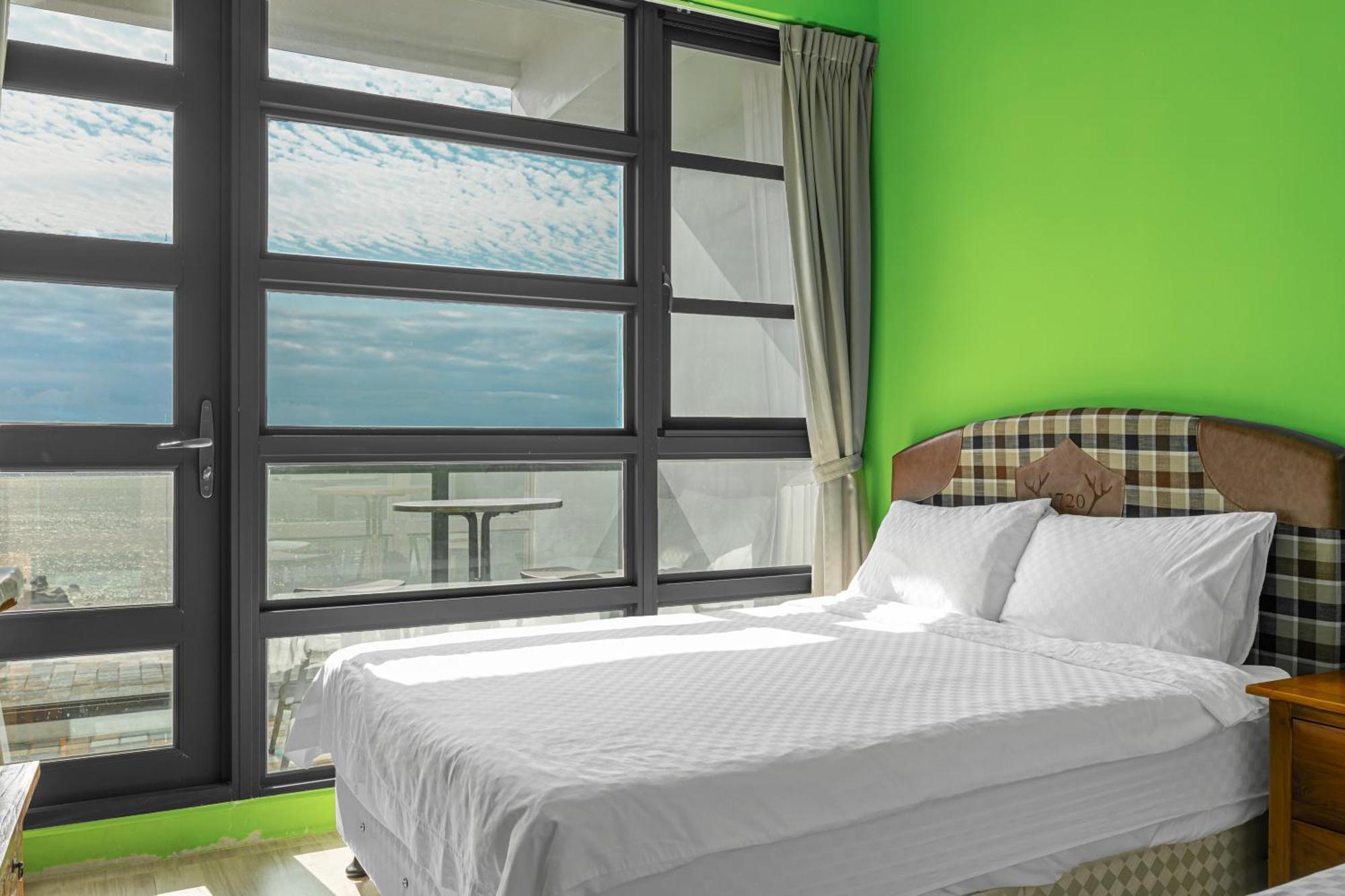 Unique Sea View B&B Hualien Extérieur photo